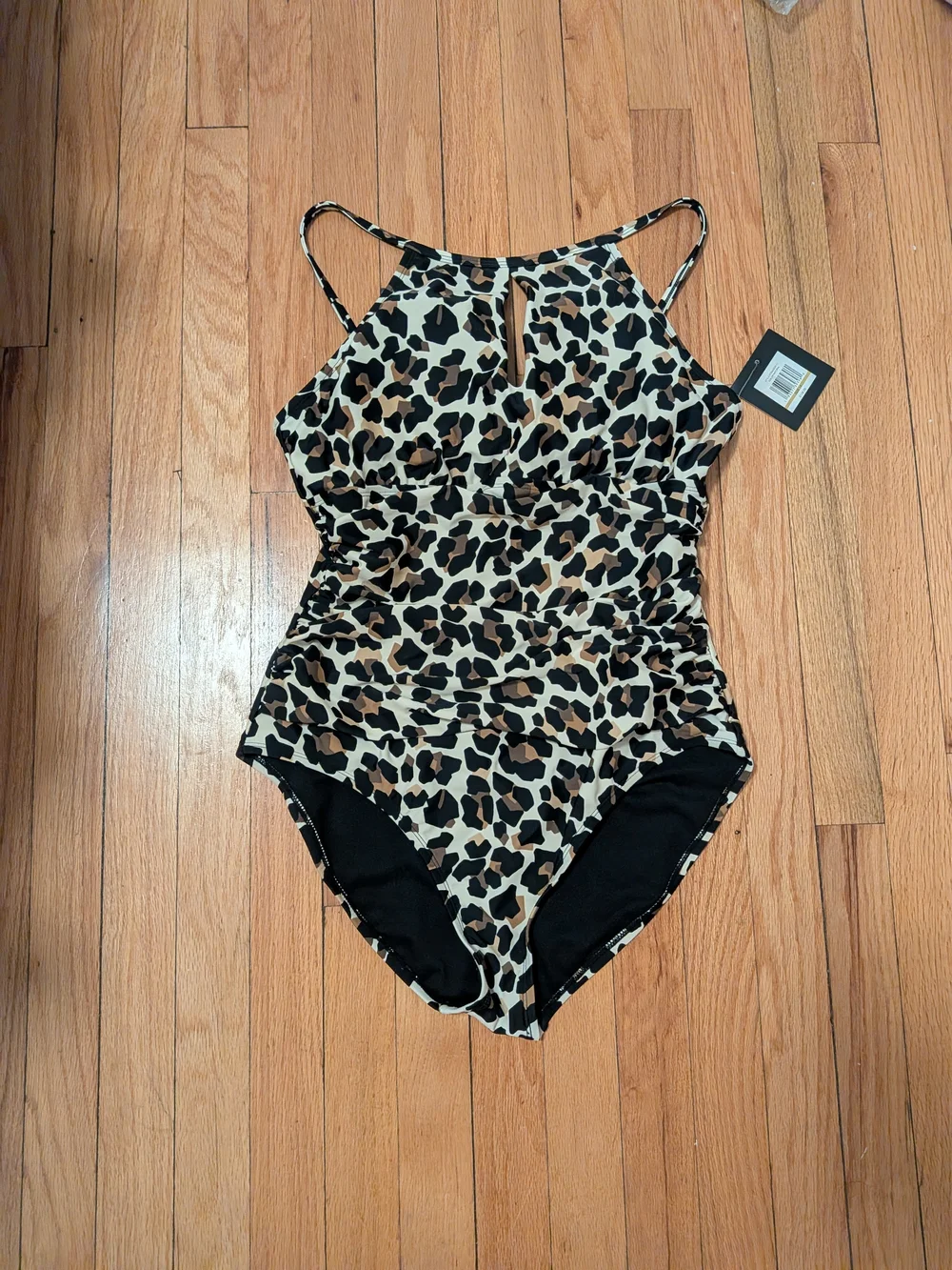 Ellen Tracy NWT Leopard Print High Neck One-Piece Swimsuit
